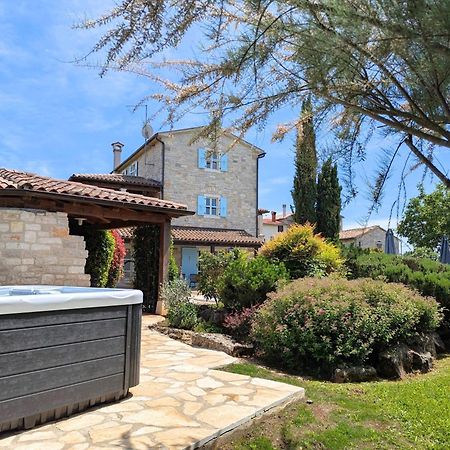 Villa Paolina With Hot Tub Visnjan Exterior photo